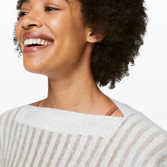 Lululemon Forward Flow Poncho Heathered core ultra light grey - Picture 3 of 11